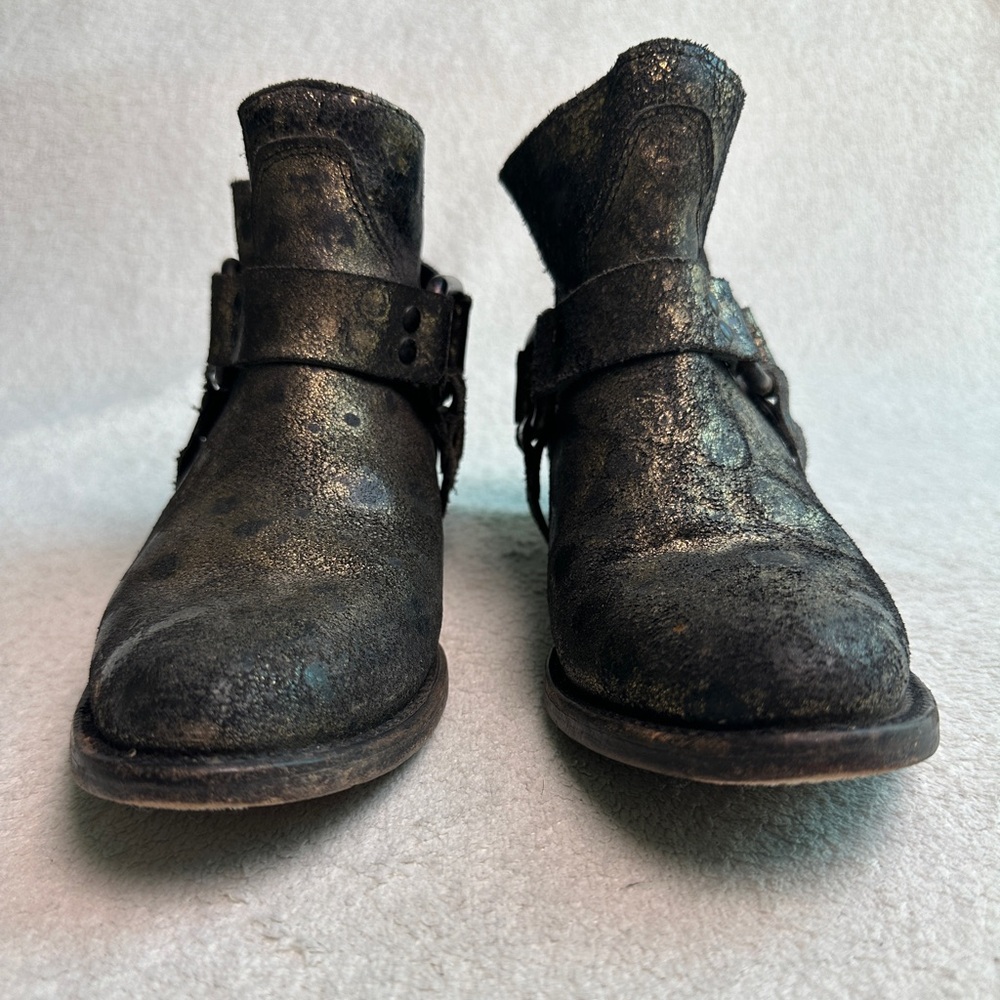 Freebird by Steven Phlow Gold Metallic Distressed Ankle Boots Women’s 8 - Picture 13 of 14